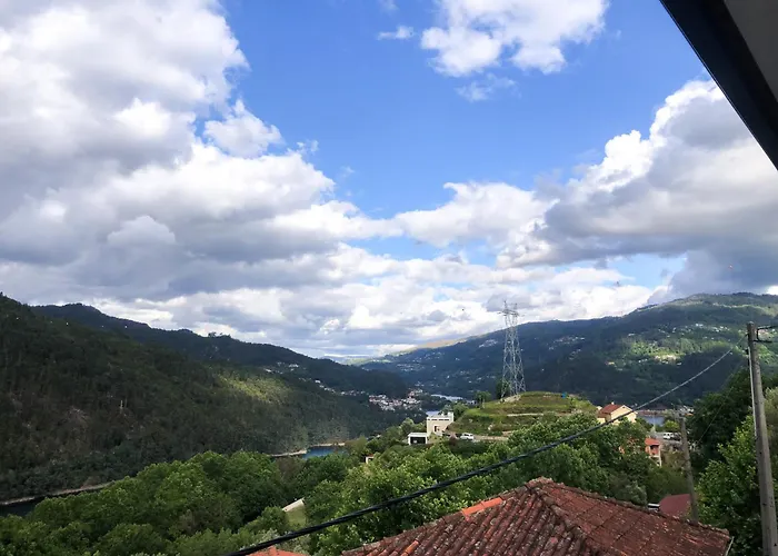 Royal House Al * Rio Caldo